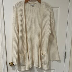 American Eagle Ivory Knit Cardigan